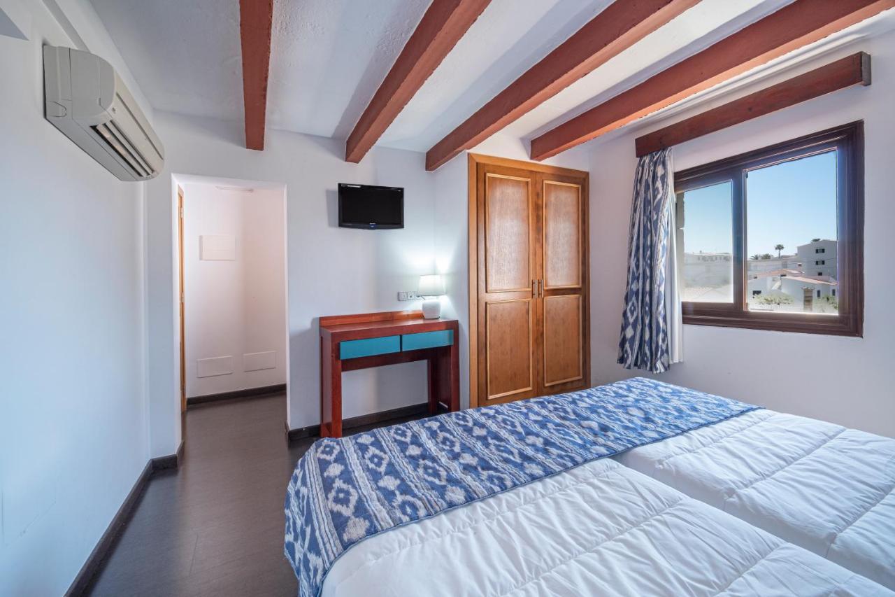 Castell De Lo Hotel Cala En Porter  Exterior photo