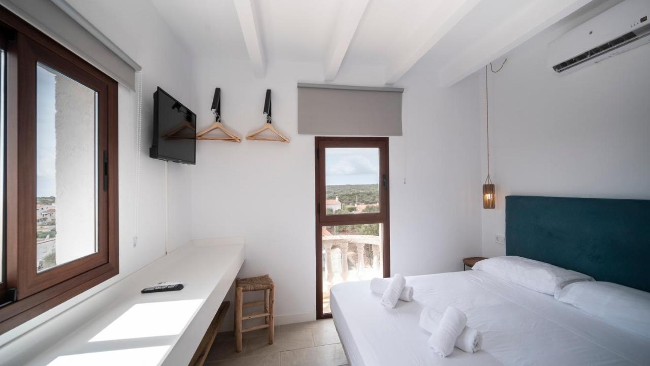 Castell De Lo Hotel Cala En Porter  Exterior photo